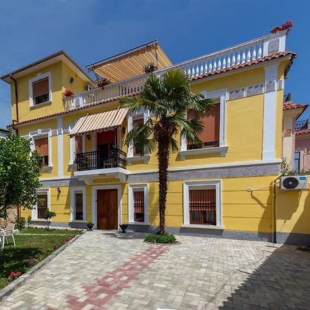 Villa Palma Center Berat Bagian luar foto