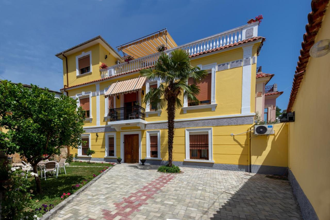 Villa Palma Center Berat Bagian luar foto