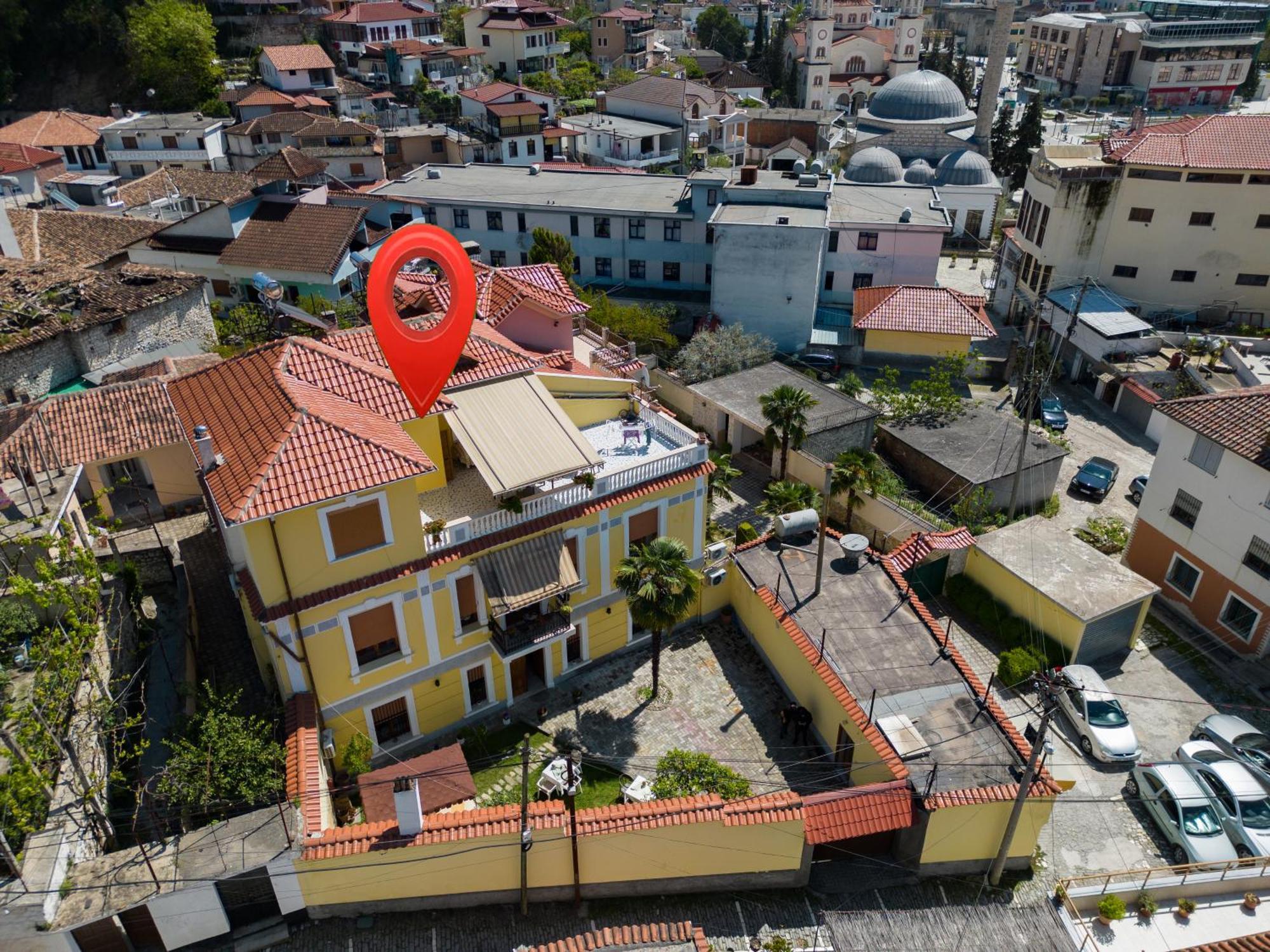 Villa Palma Center Berat Bagian luar foto